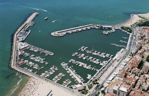 10 x 3.75 متر متررسو القارب Cambrils مارينا للبيع