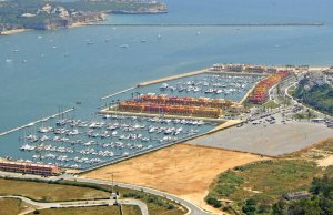 10 x 3.3 متر متررسو القارب مارينا de Portimao للبيع