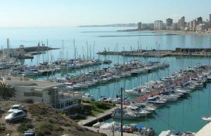 10 x 3.5 متر متررسو القارب Club Nautico Campello مارينا للبيع