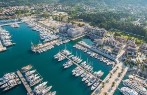 10 x 3.5 متر متررسو القارب مارينا Porto Montenegro للبيع