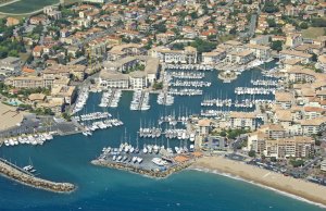 10 x 3.5 متر متررسو القارب Port De Frejus مارينا للبيع