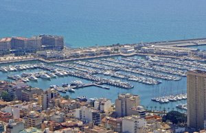 10 x 3.8 متر متررسو القارب مارينا Alicante للبيع