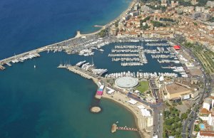 10 x 4 متر متررسو القارب Le Vieux - Port De Cannes مارينا للبيع