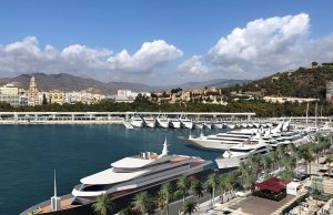 100 x 10 متر متررسو القارب Malaga San Andres Superyacht مارينا للبيع