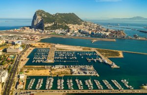 12 x 4.8 متر متررسو القارب Alcaidesa Puerto Deportivo مارينا للبيع