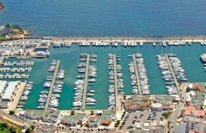 12 x 4 متر متررسو القارب Puerto Deportivo Santa Eulalia مارينا للبيع