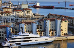 12 x 4 متر متررسو القارب Queensway Quay مارينا للبيع