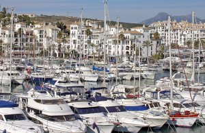 15 x 4 متر متررسو القارب Puerto de la Duquesa للإيجار