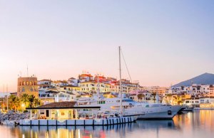 18 x 4.8 متر متررسو القارب Puerto Banus للبيع (with Parking Space included)