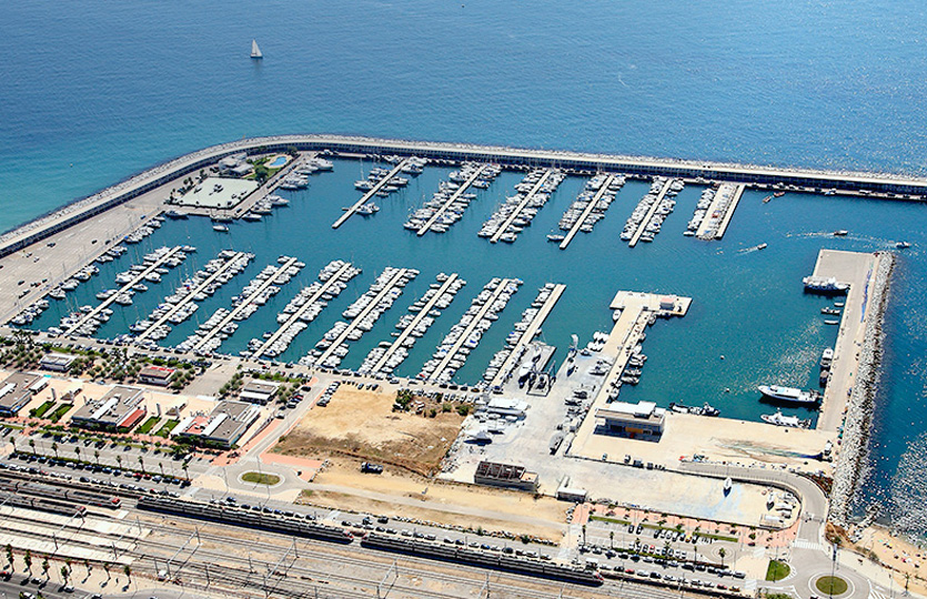 21 x 6 متر متررسو القارب Port Mataro مارينا للبيع
