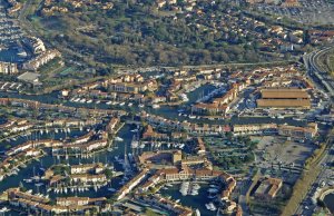 40 x 10 متر متررسو القارب Port des Marines de Cogolin مارينا للبيع