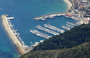 5.5 x 2.5 متر متررسو القارب Club Nautico Javea مارينا للبيع