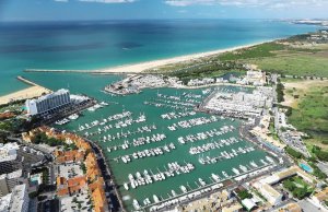 8 x 3.1 متر متررسو القارب مارينا de Vilamoura للبيع