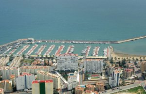 9.2 x 3.9 متر متررسو القارب Puerto Deportivo Pobla مارينا للبيع