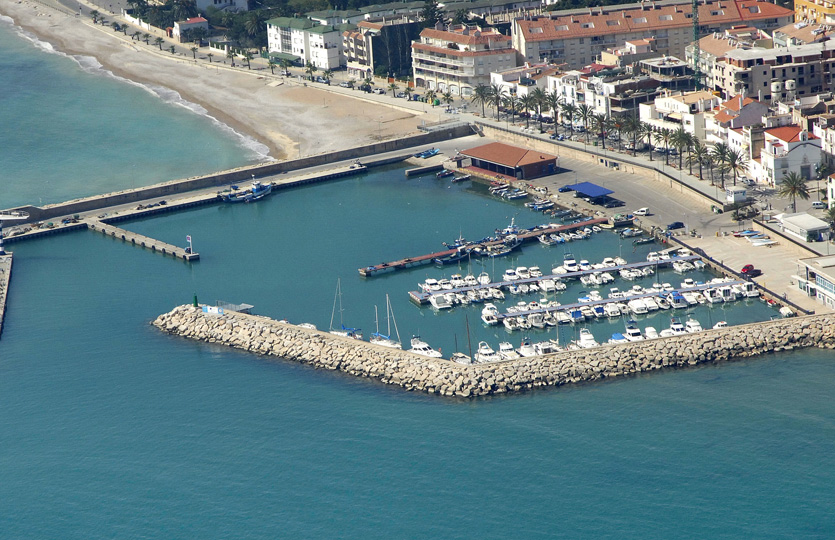 CN Cases d'Alcanar مارينا